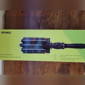 Amika hair crimper